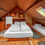 Amazing In With House Sea View Vanse
