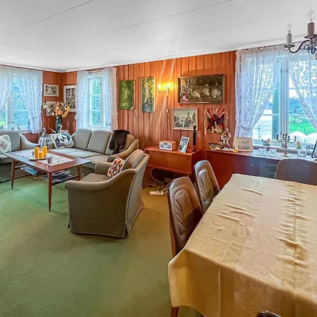 Amazing In Vanse With House Sea View Borhaug