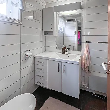 Holiday home Amazing In With House Sea View